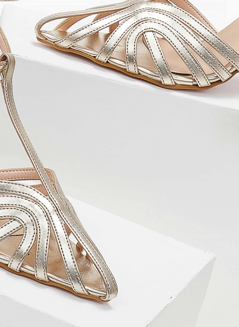 Πέδιλα TFP Retro με διπλή μπαρέτα - Χρυσό 6 Πέδιλα TFP Retro με διπλή μπαρέτα - Χρυσό - Image 6