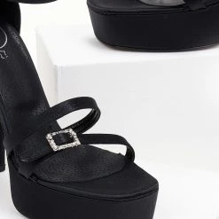 Πέδιλα TFP με διπλό λουράκι - Μαύρο 10 Πέδιλα TFP με διπλό λουράκι - Μαύρο -Γόβες Εκπτώσεις pedila tfp me diplo louraki 104914 j93u