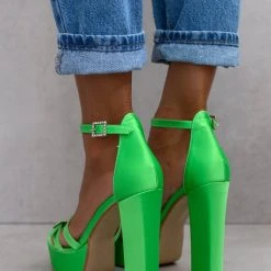 Πέδιλα TFP με διπλό λουράκι - Λαχανί -Γόβες Εκπτώσεις pedila tfp me diplo louraki 104974 jlxp