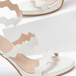 Πέδιλα TFP με φερμουάρ στο πίσω μέρος - Λευκό 9 Πέδιλα TFP με φερμουάρ στο πίσω μέρος - Λευκό -Γόβες Εκπτώσεις pedila tfp me fermouar sto pisw meros 104270 5vkg