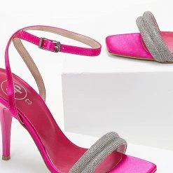 Πέδιλα TFP με Strass λουράκια - Φούξια -Γόβες Εκπτώσεις pedila tfp me strass lourakia 104266 lhnr