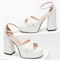 Πέδιλα TFP με χιαστί φάσες - Λευκό -Γόβες Εκπτώσεις pedila tfp me xiasti fases 103929 sjnd