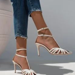 Πέδιλα TFP Retro με διπλή μπαρέτα - Λευκό 10 Πέδιλα TFP Retro με διπλή μπαρέτα - Λευκό -Γόβες Εκπτώσεις pedila tfp retro me dipli mpareta 103571 scn9