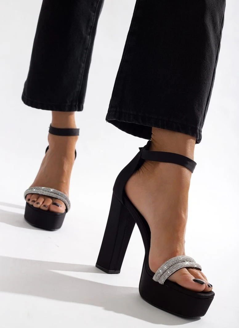 Πέδιλα TFP σατέν με Strass και φιάπα - Μαύρο 7 Πέδιλα TFP σατέν με Strass και φιάπα - Μαύρο - Image 7