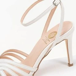 Ρετρό TFP πέδιλα σε μεταλλικές αποχρώσεις - Λευκό -Γόβες Εκπτώσεις retro tfp pedila se metallikes apoxrwseis 92580 e9ug