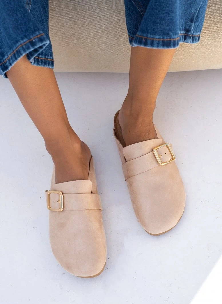 The Fashion Project Σαμπό Suede με μεταλλικό τοκά - Μπεζ 4 The Fashion Project Σαμπό Suede με μεταλλικό τοκά - Μπεζ - Image 4