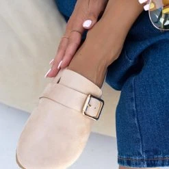 The Fashion Project Σαμπό Suede με μεταλλικό τοκά - Μπεζ 13 The Fashion Project Σαμπό Suede με μεταλλικό τοκά - Μπεζ -Γόβες Εκπτώσεις sampo suede me metalliko toka 102809 kkbs