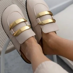 The Fashion Project Σαμπώ με μεγάλο διακοσμητικό - Μπεζ -Γόβες Εκπτώσεις sampw me megalo diakosmitiko 99972 x2ig