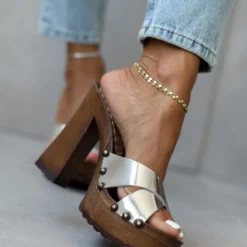 The Fashion Project Τσόκαρα με χιαστί φάσες και τρουκς - Ασημί 9 The Fashion Project Τσόκαρα με χιαστί φάσες και τρουκς - Ασημί -Γόβες Εκπτώσεις tsokara me xiasti fases kai trouks 106191 wgny