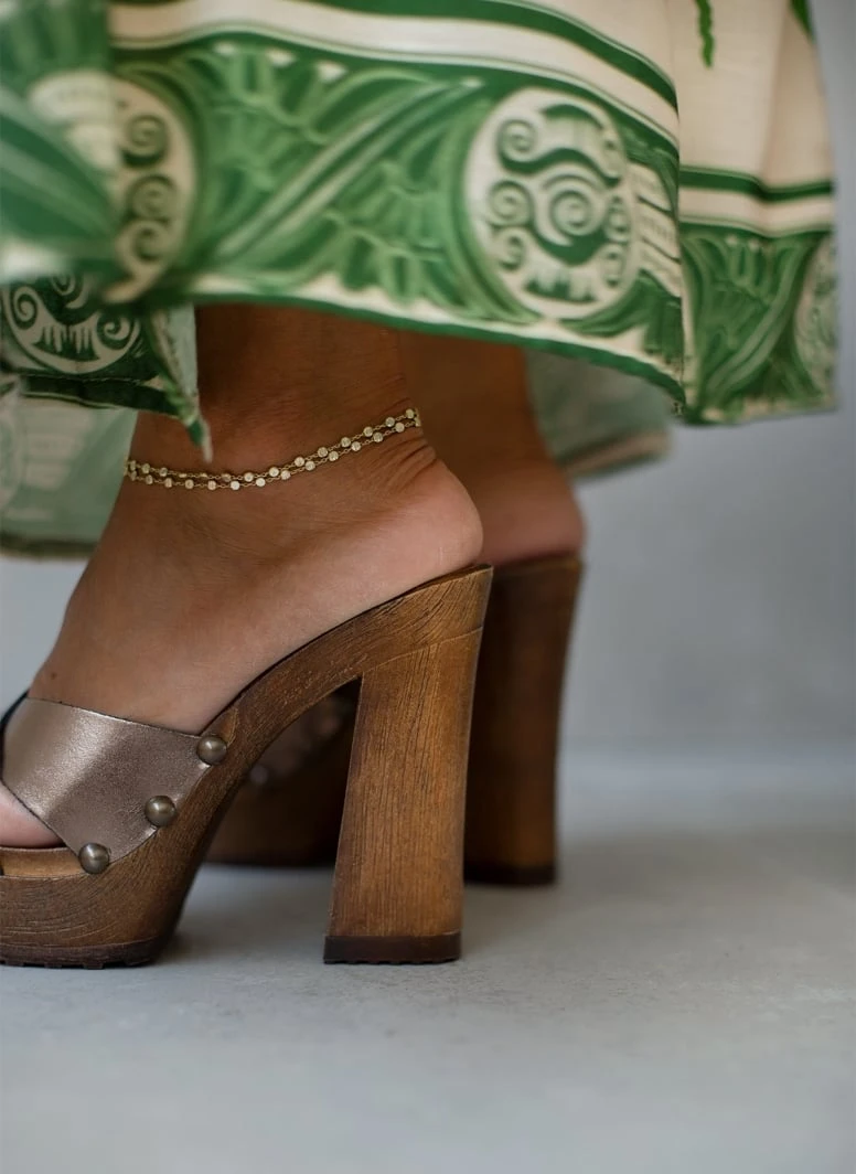 The Fashion Project Τσόκαρα με χιαστί φάσες και τρουκς - Χαλκός 3 The Fashion Project Τσόκαρα με χιαστί φάσες και τρουκς - Χαλκός - Image 3