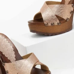 The Fashion Project Τσόκαρα σε μεταλλικά χρώματα - Χαλκός -Γόβες Εκπτώσεις tsokara se metallika xrwmata 106213 tja5